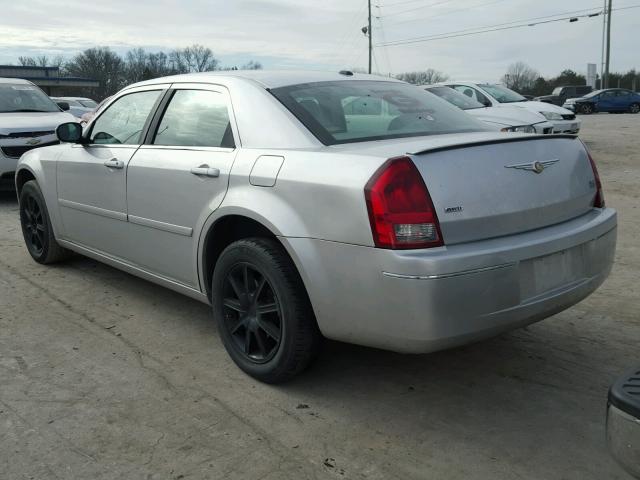 2C3KK53G17H739736 - 2007 CHRYSLER 300 TOURIN SILVER photo 3