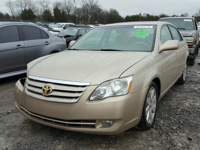 4T1BK36B97U216425 - 2007 TOYOTA AVALON XL GOLD photo 2