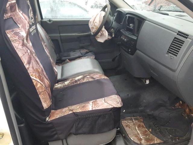 3D7KR26D06G118032 - 2006 DODGE RAM 2500 S WHITE photo 5