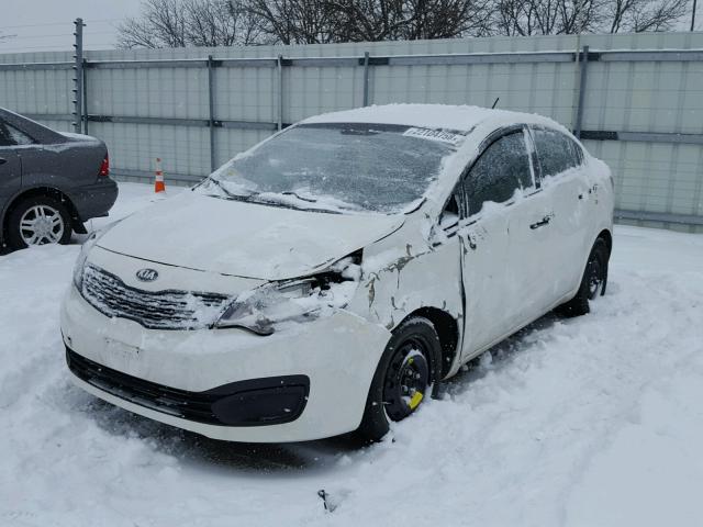 KNADM4A36D6270226 - 2013 KIA RIO LX WHITE photo 2