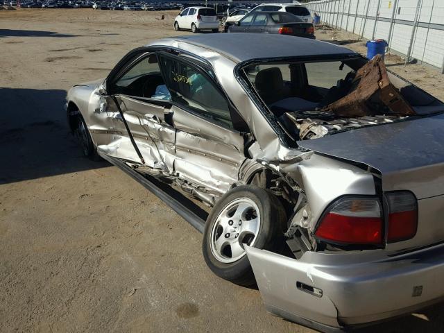 1HGCD5606VA233261 - 1997 HONDA ACCORD SE SILVER photo 9