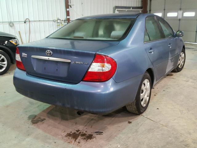 4T1BE32K23U656171 - 2003 TOYOTA CAMRY LE BLUE photo 4