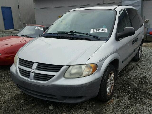 1D4GP25RX5B187646 - 2005 DODGE CARAVAN SE SILVER photo 2