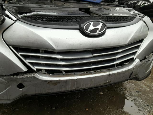 KM8JUCAG3EU815732 - 2014 HYUNDAI TUCSON GLS GRAY photo 9