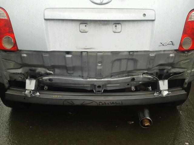JTKKT604965003988 - 2006 TOYOTA SCION XA SILVER photo 9