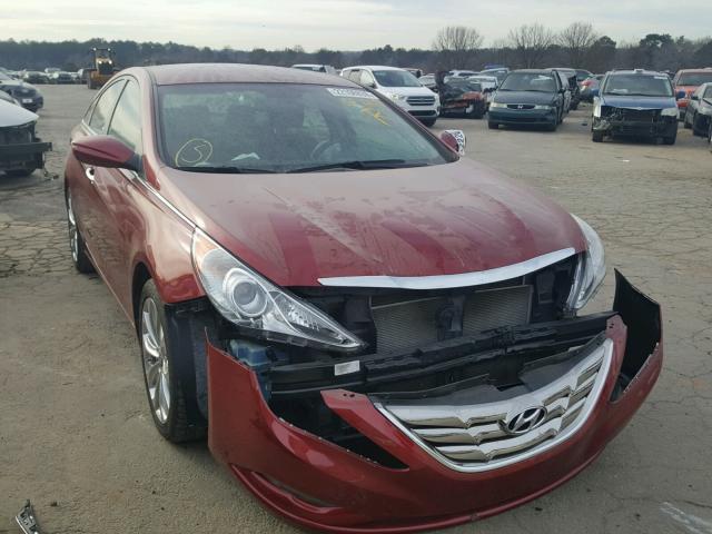 5NPEC4AC7BH256865 - 2011 HYUNDAI SONATA SE RED photo 2