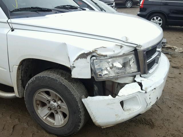 1D7HE48N48S598109 - 2008 DODGE DAKOTA QUA WHITE photo 9