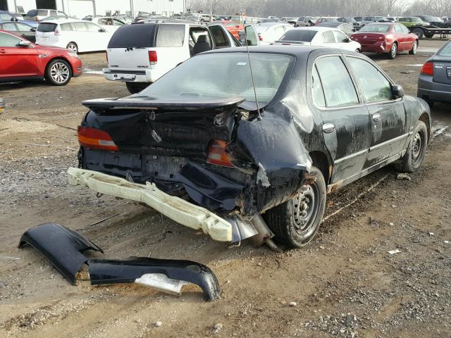 1N4BU31F3PC237355 - 1993 NISSAN ALTIMA XE BLACK photo 4