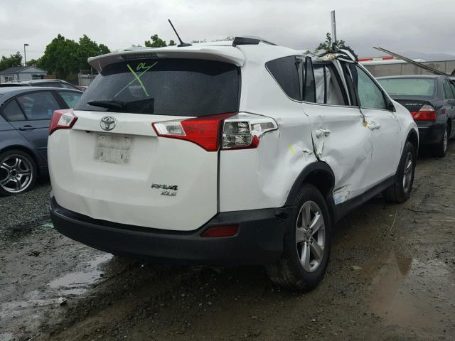 2T3WFREV2FW136121 - 2015 TOYOTA RAV4 XLE WHITE photo 4