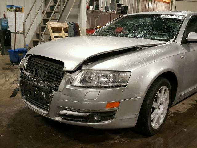 WAUDG74F65N102270 - 2005 AUDI A6 3.2 QUA GRAY photo 10