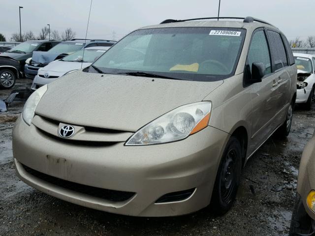 5TDZK23C87S071733 - 2007 TOYOTA SIENNA CE GOLD photo 2