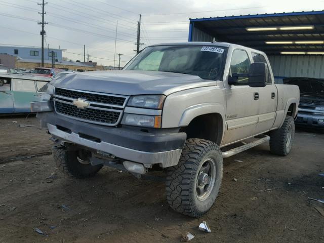 1GCHK23U56F113214 - 2006 CHEVROLET SILVERADO TAN photo 2