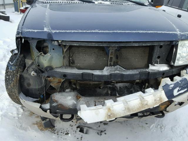 1FMFU18555LA42590 - 2005 FORD EXPEDITION BLUE photo 9