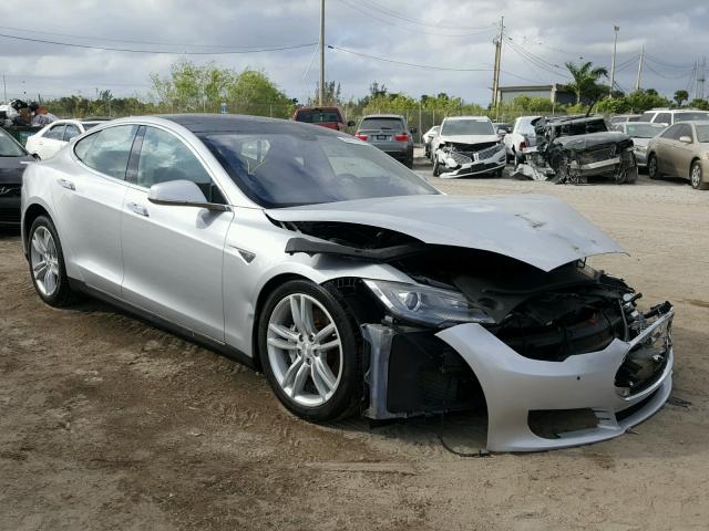 5YJSA1CN6DFP27685 - 2013 TESLA MODEL S Արծաթագույն լուսանկար 1