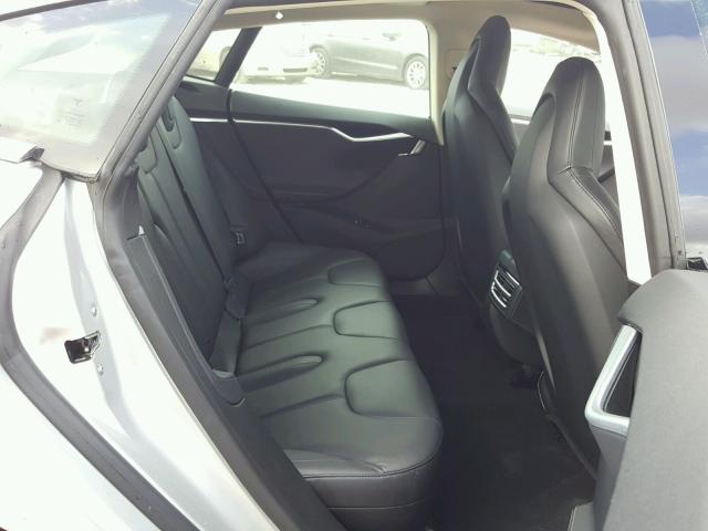 5YJSA1CN6DFP27685 - 2013 TESLA MODEL S Արծաթագույն լուսանկար 6