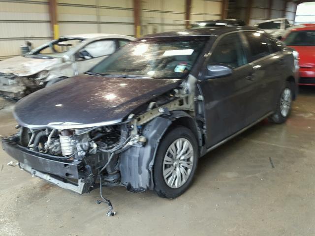 4T4BF1FK0DR299138 - 2013 TOYOTA CAMRY L GRAY photo 2