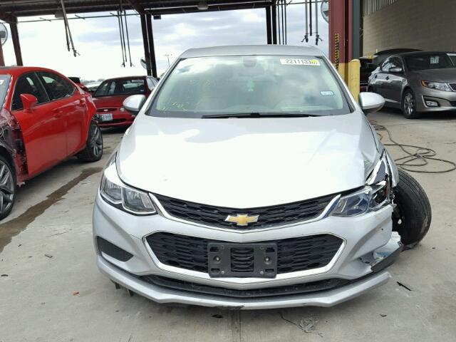 1G1BC5SM5H7118733 - 2017 CHEVROLET CRUZE LS SILVER photo 9