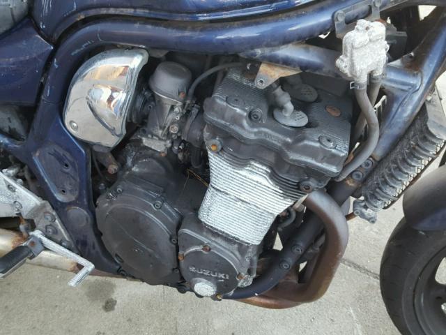 JS1GV75A1V2102231 - 1997 SUZUKI GSF1200 SA BLUE photo 7