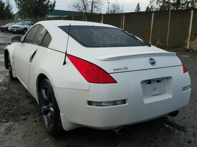 JN1AZ34E26M352471 - 2006 NISSAN 350Z COUPE WHITE photo 3