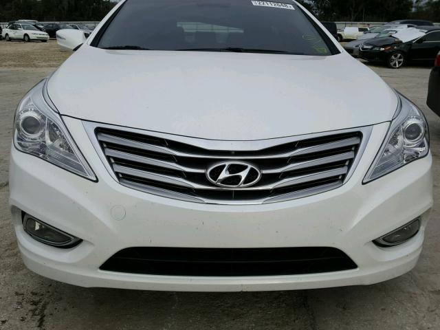 KMHFH4JG4EA382777 - 2014 HYUNDAI AZERA GLS WHITE photo 9