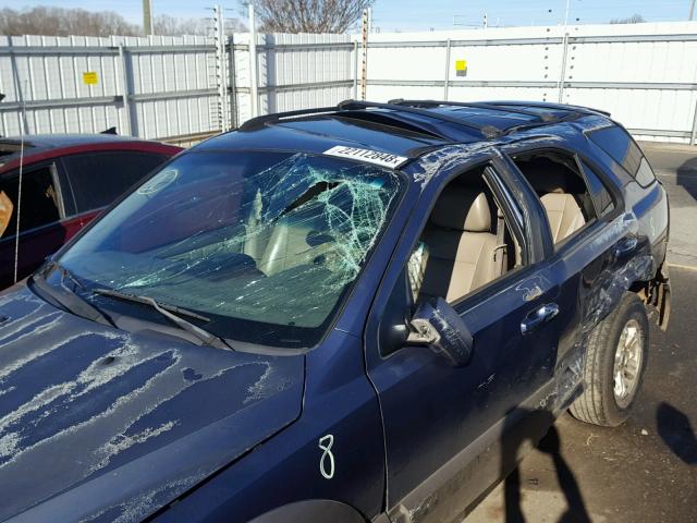 KNDJD733355482450 - 2005 KIA SORENTO EX BLUE photo 9