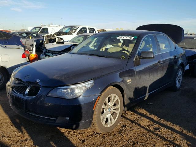 WBANV93529C136142 - 2009 BMW 535 XI BLUE photo 2