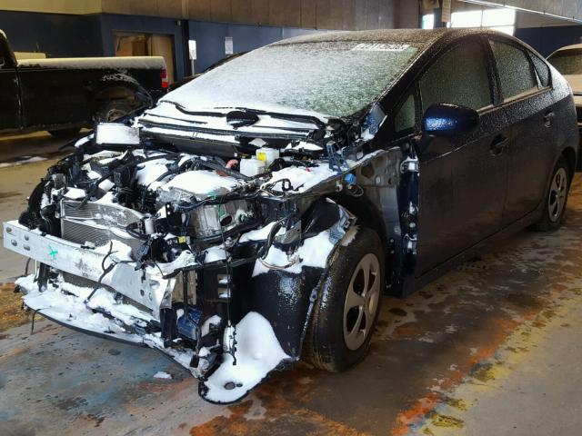 JTDKN3DU0E1743154 - 2014 TOYOTA PRIUS BLUE photo 2