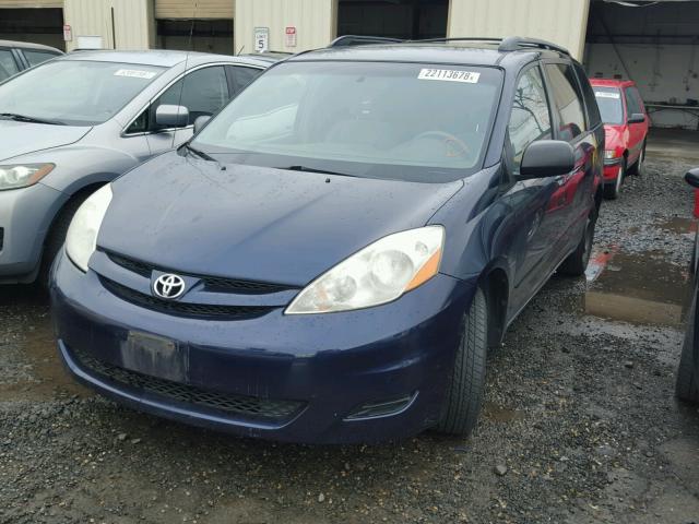 5TDZK23C97S024064 - 2007 TOYOTA SIENNA CE BLUE photo 2