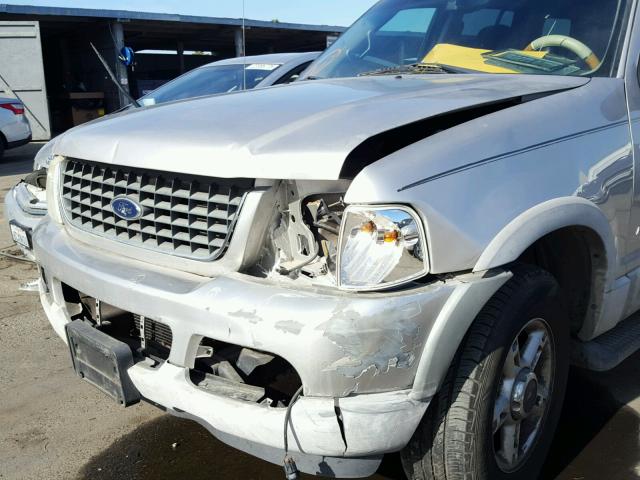 1FMZU63K12UD02139 - 2002 FORD EXPLORER X SILVER photo 9