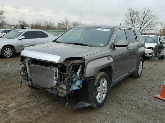 2CTFLRECXB6398583 - 2011 GMC TERRAIN SL BROWN photo 2