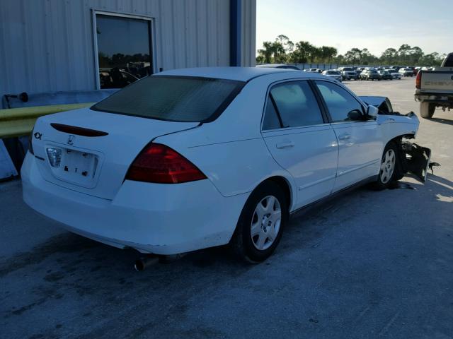 3HGCM56496G710383 - 2006 HONDA ACCORD LX WHITE photo 4