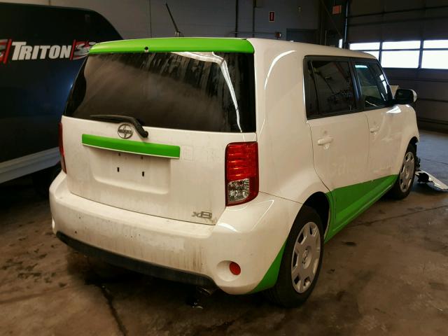 JTLZE4FE5DJ041036 - 2013 TOYOTA SCION XB WHITE photo 4