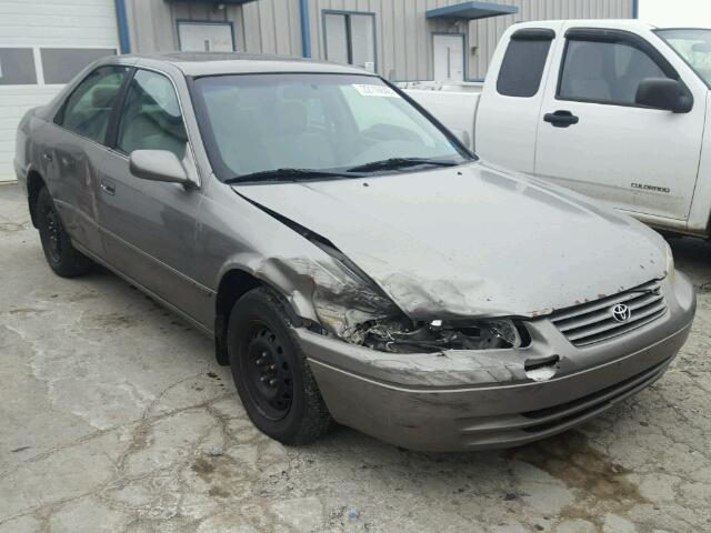 4T1BG22K1XU425529 - 1999 TOYOTA CAMRY CE SILVER photo 1