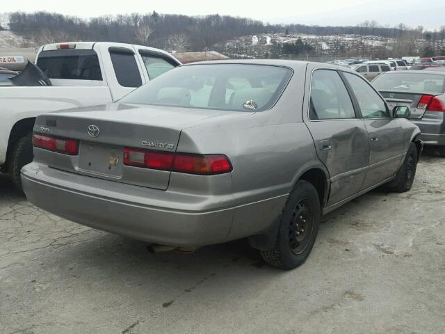 4T1BG22K1XU425529 - 1999 TOYOTA CAMRY CE SILVER photo 4