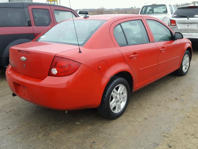 1G1AL52F357539097 - 2005 CHEVROLET COBALT LS RED photo 4