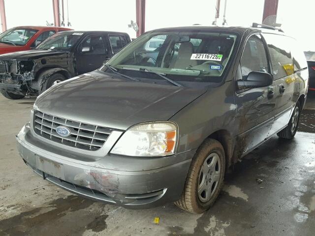 2FMZA51686BA33738 - 2006 FORD FREESTAR S GREEN photo 2