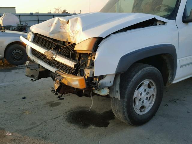 2GCEK19T041239660 - 2004 CHEVROLET SILVERADO WHITE photo 9