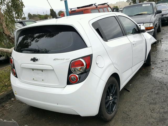 1G1JC6SH4C4185225 - 2012 CHEVROLET SONIC LT WHITE photo 4