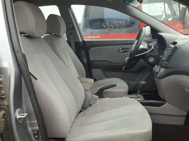 KMHDU4AD9AU064980 - 2010 HYUNDAI ELANTRA BL GRAY photo 5