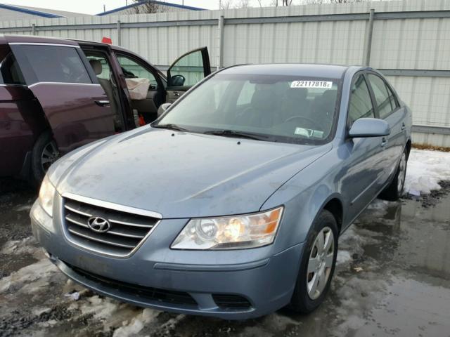 5NPET4AC5AH655563 - 2010 HYUNDAI SONATA GLS BLUE photo 2