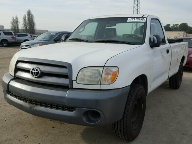 5TBJU32185S442456 - 2005 TOYOTA TUNDRA WHITE photo 2