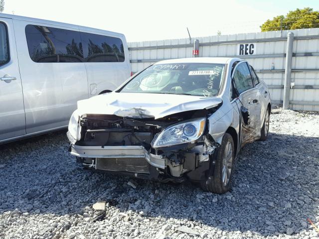 1G4PP5SKXG4144479 - 2016 BUICK VERANO SILVER photo 2