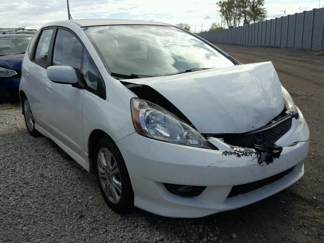 JHMGE88409S010422 - 2009 HONDA FIT SPORT WHITE photo 1