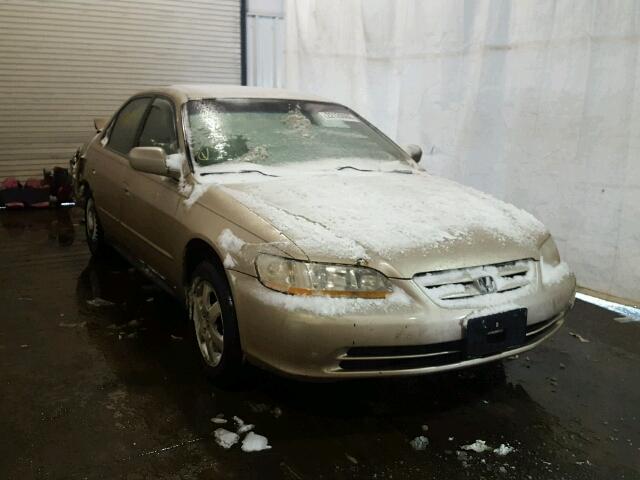 1HGCG65511A006662 - 2001 HONDA ACCORD LX GOLD photo 1