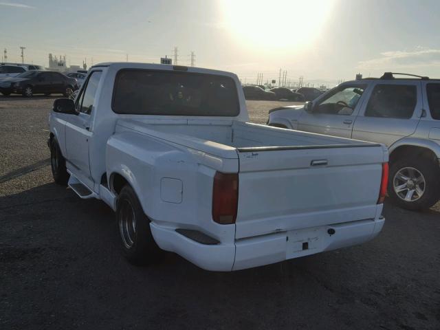 1FTCF15N9NKA74678 - 1992 FORD F150 WHITE photo 3