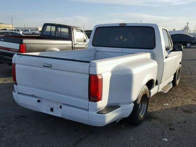 1FTCF15N9NKA74678 - 1992 FORD F150 WHITE photo 4