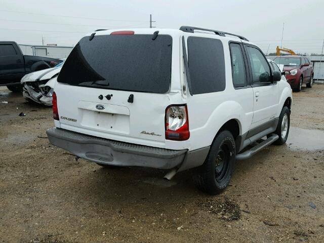 1FMYU60E02UB71165 - 2002 FORD EXPLORER S WHITE photo 4