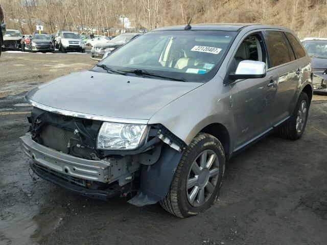 2LMDU88C98BJ16584 - 2008 LINCOLN MKX GRAY photo 2