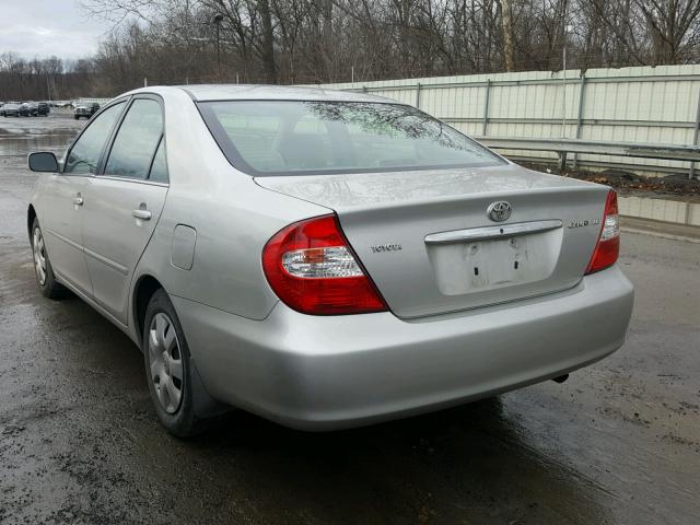 4T1BE30K03U756238 - 2003 TOYOTA CAMRY LE SILVER photo 3