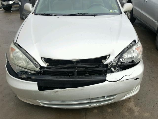 4T1BE30K03U756238 - 2003 TOYOTA CAMRY LE SILVER photo 9